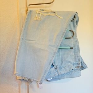NWT Old Navy Distressed Slouchy Jeans